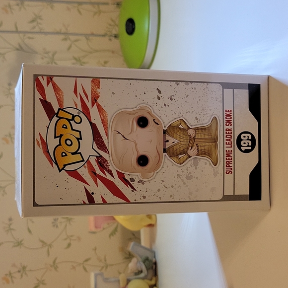 Supreme Leader Snoke Funko Pop - Picture 4 of 5